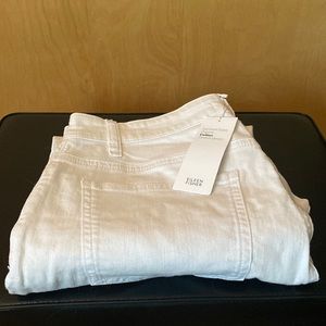 EILEEN Fisher Straight Leg Crop White Denim Jeans